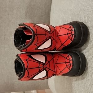 Spiderman light up snow boots